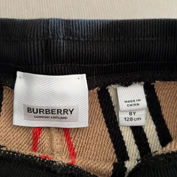 Burberry shorts youth unisex - Picture 2 of 5